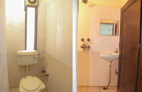 Paharganj Hotel | Hotel Konark
