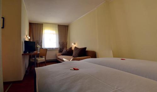Muenchberg Casa | Hotel Konditorei Cafe Dora