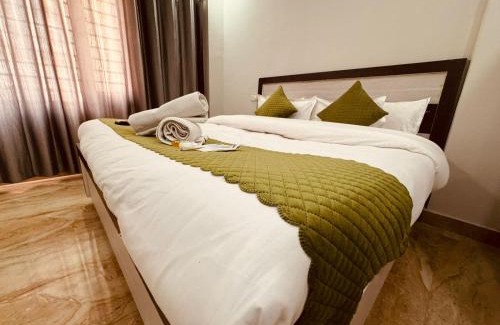 Chhata Hotel | Hotel Krishna Residency - Top Rated ! Most Awarded ! Lift ! Family Friendly ! Budget Friendly