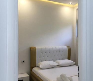 Borsh Hotel | Hotel Kristal Borsh