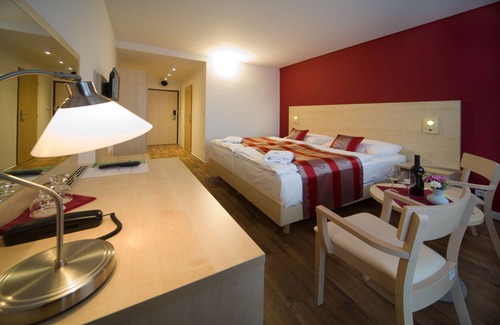 Veleslavin Hotel | Hotel Krystal