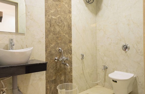 Yercaud Hotel | Hotel Kurunjii Residency