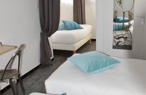 Saintes-Maries-de-la-Mer Hotel | HOTEL LE CASTELET