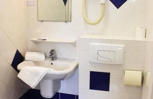 Saintes-Maries-de-la-Mer Hotel | HOTEL LE CASTELET