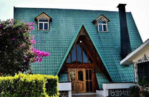 Zacatlán Hotel | Hotel "La Cabaña de Don Adolfo"