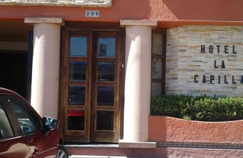 Ezequiel Montes Hotel | Hotel La Capilla
