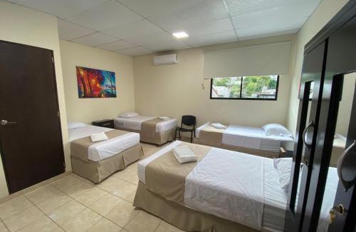 San Salvador Cama Y Desayuno | Hotel La Capilla - Suites & Apartments San Benito