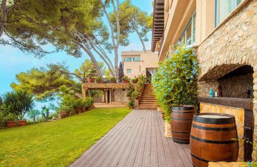 El Roc de Sant Gaieta Villa | HOTEL La Estrella del Mediterráneo