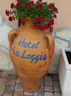 Castel di Sangro Cama Y Desayuno | Hotel LA LOGGIA