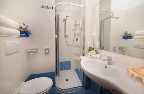 San Bartolomeo al Mare Hotel | Hotel La Marina Mhotelsgroup