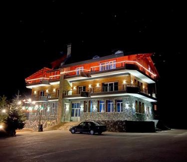 Korce Hotel | Hotel La Montagna