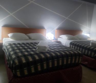 San Diego Hotel | Hotel La Pequena Valencia