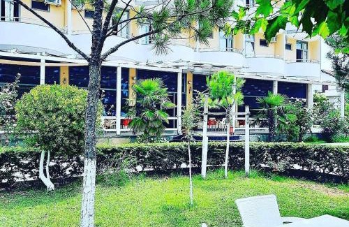 Shengjin Hotel | Hotel La Perla