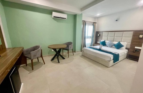 Koumassi Hotel | HOTEL LA PIVOINE