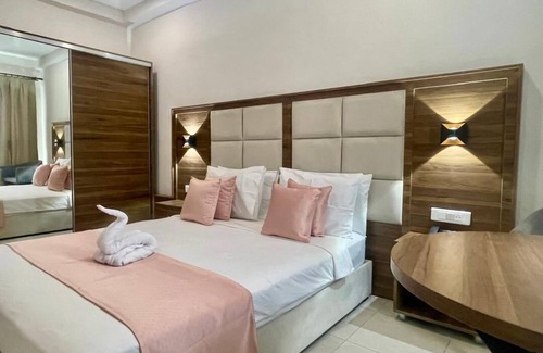 Koumassi Hotel | HOTEL LA PIVOINE