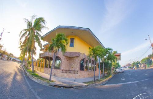 Puntarenas Hotel | Hotel La Punta