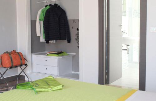 Osimo Hotel | Hotel La Ruota Dei Pavoni