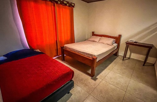 Los Naranjos Hotel | Hotel la Serrania