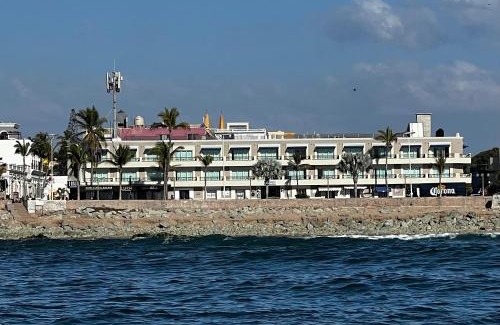 Centro de Mazatlán Hotel | Hotel La Siesta Malecón