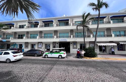 Centro de Mazatlán Hotel | Hotel La Siesta Malecón