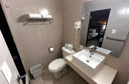 Centro de Mazatlán Hotel | Hotel La Siesta Malecón