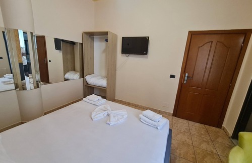 Tirana Hotel | Hotel La Villa