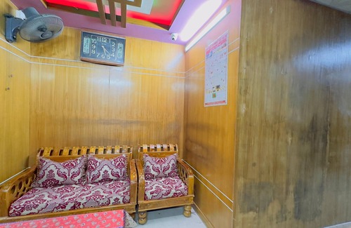 Mohammadpur Hotel | Hotel Labbaik Three Residential