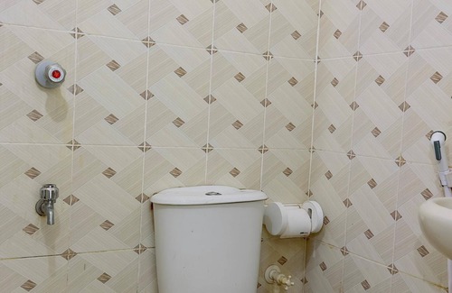 Mohammadpur Hotel | Hotel Labbaik Three Residential