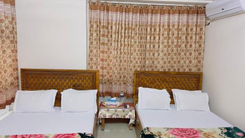 Mohammadpur Hotel | Hotel Labbaik Three Residential