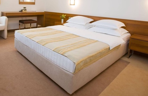 Zagreb Hotel | Hotel Laguna