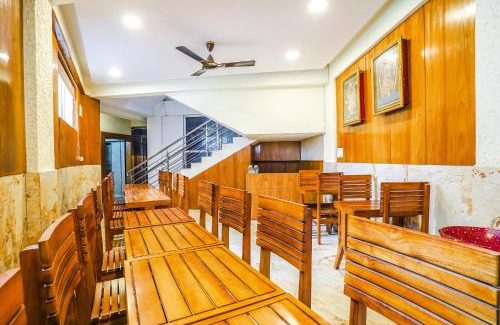 Bangalore City Center Hotel | Hotel Lalbagh Gardenia
