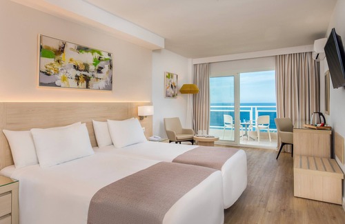 Benalmadena Costa Hotel | Hotel Las Arenas, Affiliated by Meliá