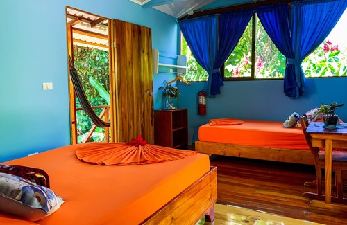 Bahía Drake Cabina | Hotel Las Caletas Lodge