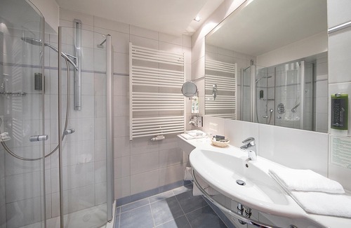 Schuttdorf Hotel | Hotel Latini