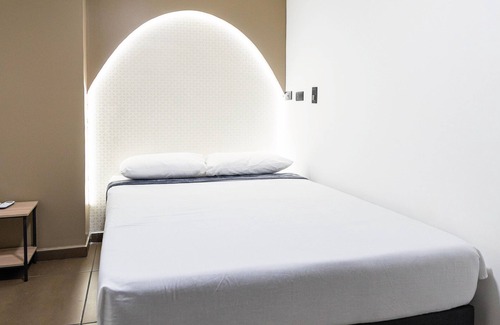 Laureles - Estadio Hotel | HOTEL LAX
