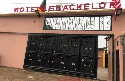 Yaounde Hotel | Hotel Le Bachelor