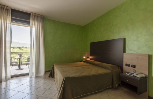Roccacasale Hotel | Hotel Le Ginestre