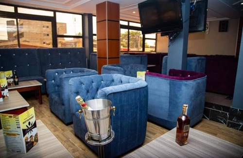 Yaounde Hotel | HOTEL LE KREMLIN