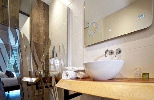 Marmande Hotel | Hotel Le Lion D'Or
