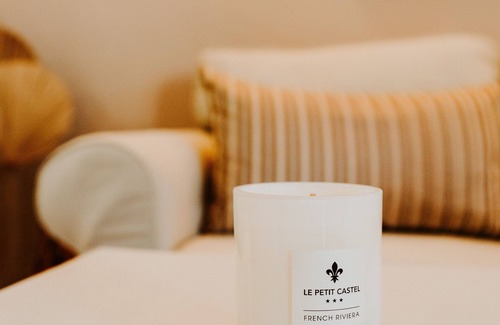 Cap-d'Antibes Hotel | Hotel Le Petit Castel