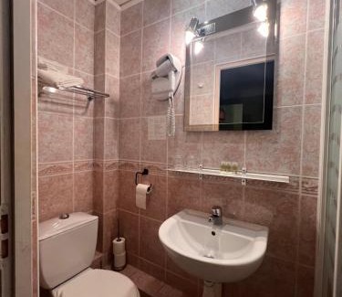 Antibes City Centre Hotel | Hotel Le Ponteil