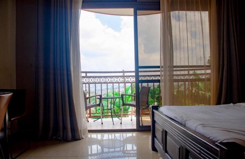 Kampala Hotel | Hotel Lemonade