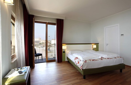 Torri del Benaco Hotel | Hotel Lido