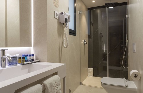 Centro de Marbella Hotel | Hotel Lima - Adults Recommended