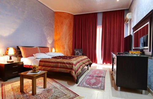 Sarande Hotel | Hotel Lindi
