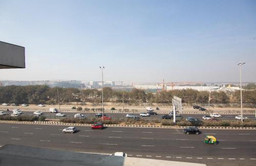 Mahipalpur Extension Hotel | Hotel Lohmod at Indira Gandhi International Airport, New Delhi