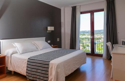 Puebla del Caraminal Hotel | Hotel Lombiña