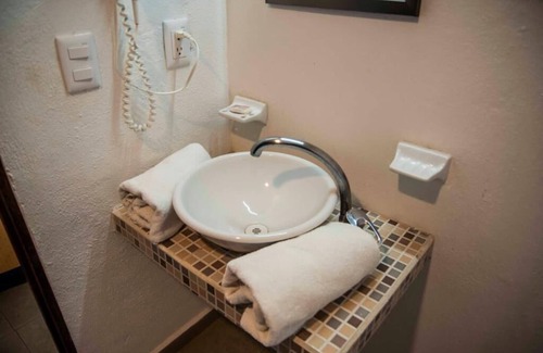 Ciudad Madero Hotel | Hotel Lorencillo Miramar