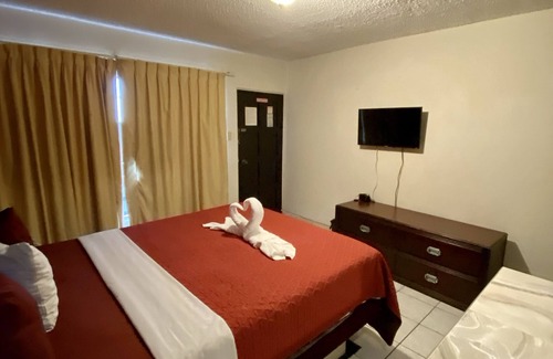 Playas de Tijuana Hotel | Hotel Los Altos