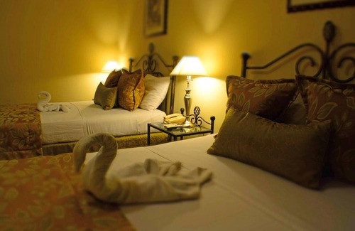 Leon Hotel | Hotel Los Balcones Leon